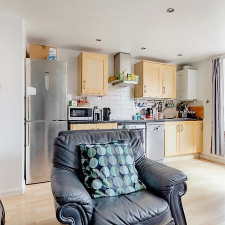 Central London Comfortable Homestyle Apartment Exterior foto