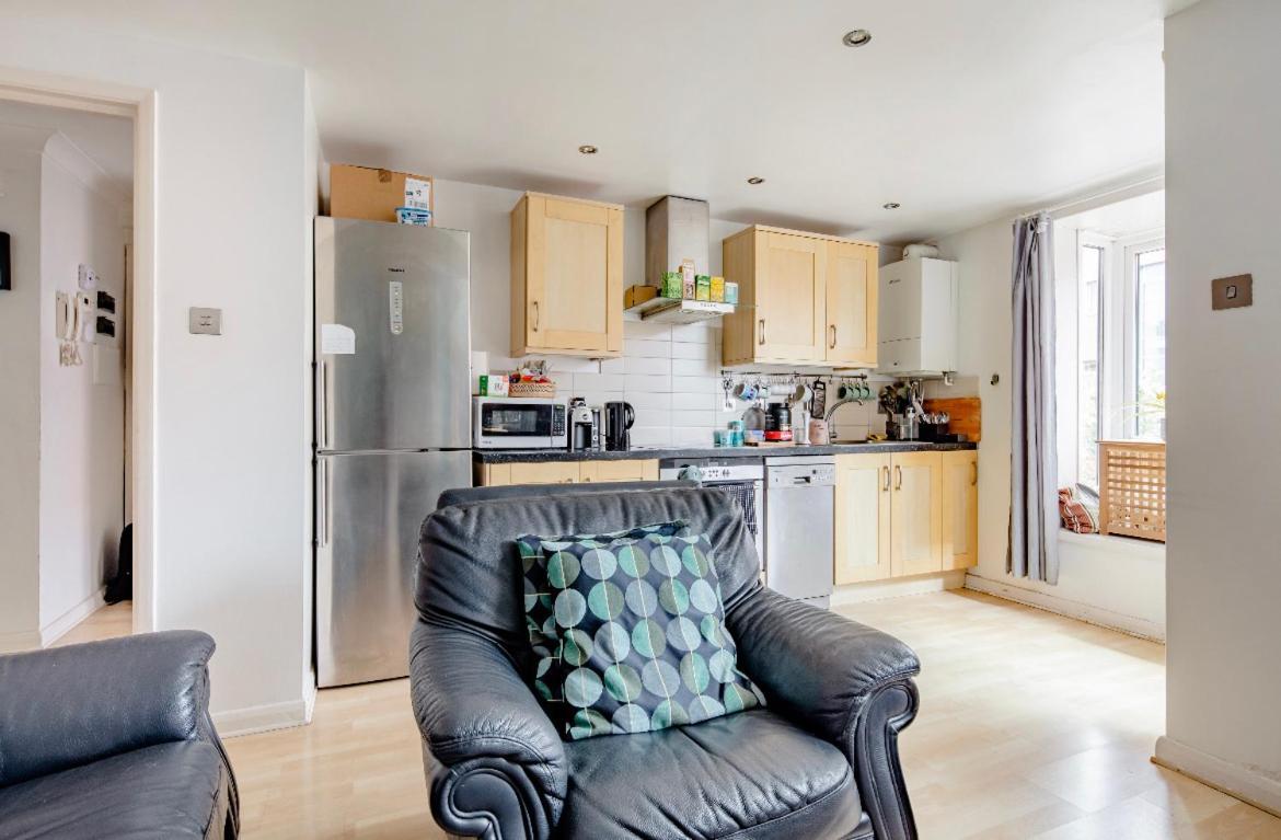Central London Comfortable Homestyle Apartment Exterior foto